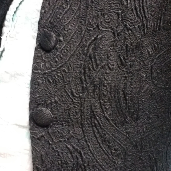 "Limited" Brand Medium Black Paisly Vest - Picture 3 of 4
